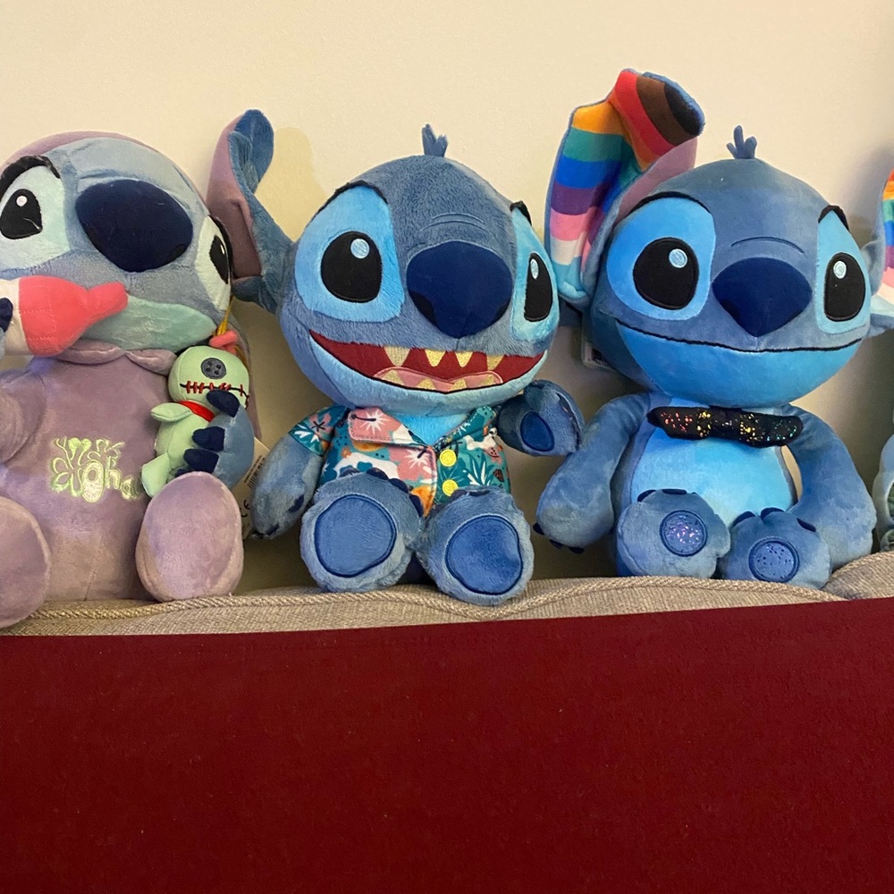 Disney stitch plush set